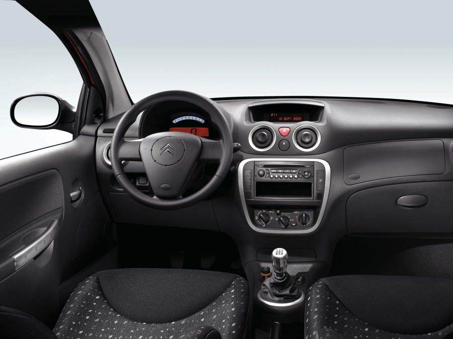  Citroen C2 2003 года  (фото 13 из 16)